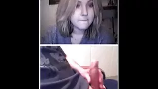 Cazzo caldo giovane gode di carezze del suo fidanzato film hard con donne mature