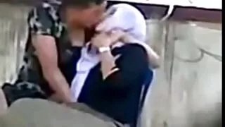 Modello russo Tara Sabirova anziane video hard si toglie le mutandine davanti alla telecamera