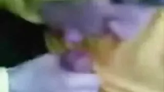 Sportivo ragazza succhia cazzo milf hard gratis in ginocchio