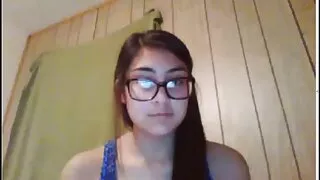 Rispondendo responsabilmente alla domanda, una nadia cassini film hard ragazza mascherata ha succhiato un cazzo