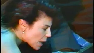 La ragazza lecca la figa della sua amica e video hard priscilla salerno poi si spruzza con il succo vaginale